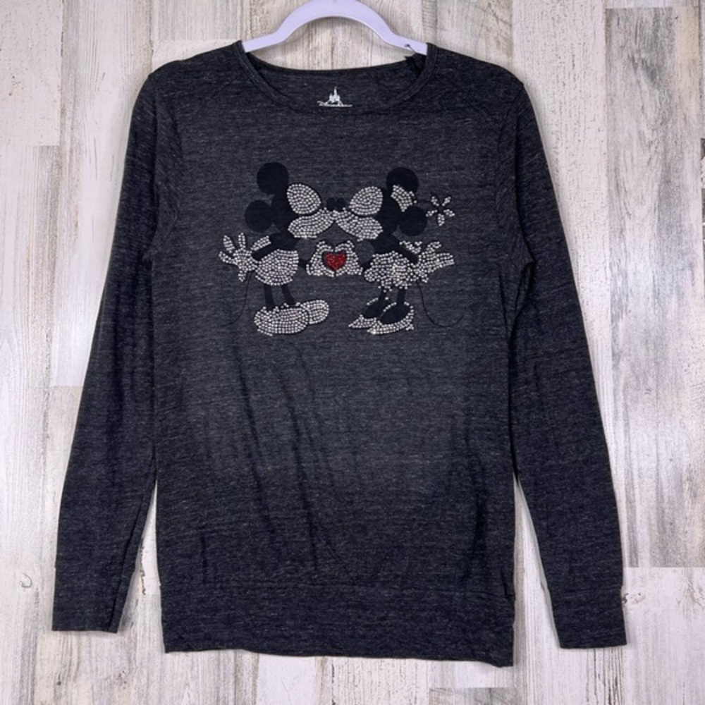 Women's Disney Parks Mickey Minnie Kissing Long Sleeve Shirt Size Medium M